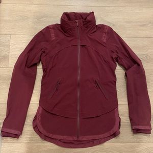 Lululemon Waterproof Jacket - Maroon - Size 4